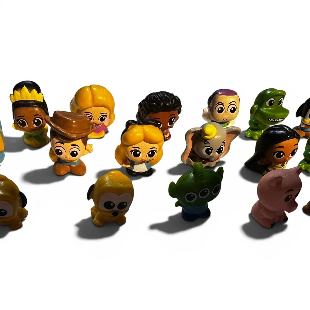 Disney Doorables 19pc Mini Figure Lot Multi-Color Toy Story Frozen Princesses